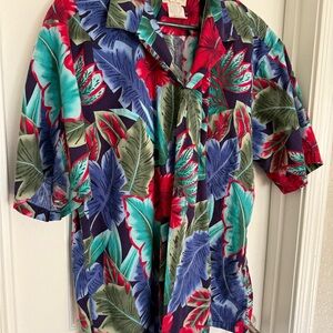 Hilo Hattie Men’s Tropical Button-Down Shirt in Teal, Red & Navy
